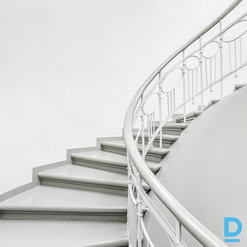 Birojs Rīgas centrā pie Kr. Valdemāra/Dzirnavu ielu krustojuma Birojs Rīgas centrā pie Kr. Valdemāra/Dzirnavu ielu krustojuma