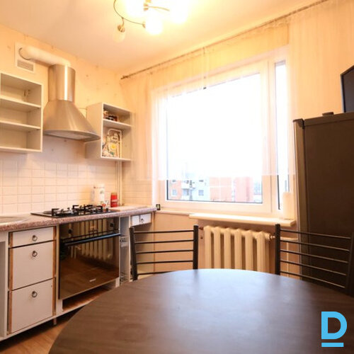 Pārdod dzīvokli Eduarda Tisē iela 75