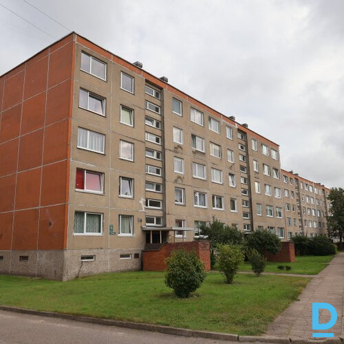 Pārdod dzīvokli Eduarda Tisē iela 75