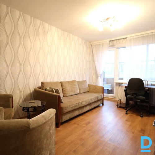 Pārdod dzīvokli Eduarda Tisē iela 75