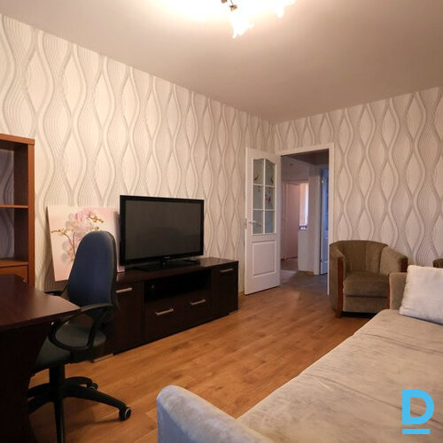 Pārdod dzīvokli Eduarda Tisē iela 75