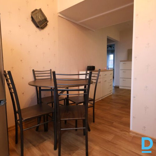 Pārdod dzīvokli Eduarda Tisē iela 75