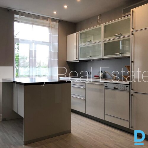 Izīrē dzīvokli Rīgā