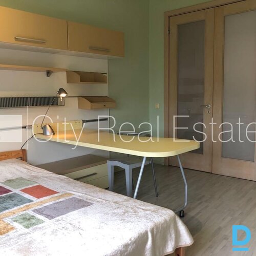 Izīrē dzīvokli Rīgā