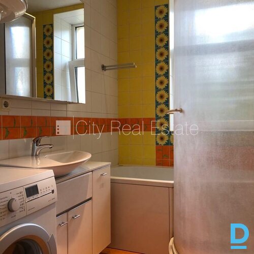 Izīrē dzīvokli Rīgā