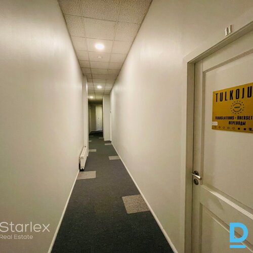 Birojs Rīgas centrā pie Vērmanes parka