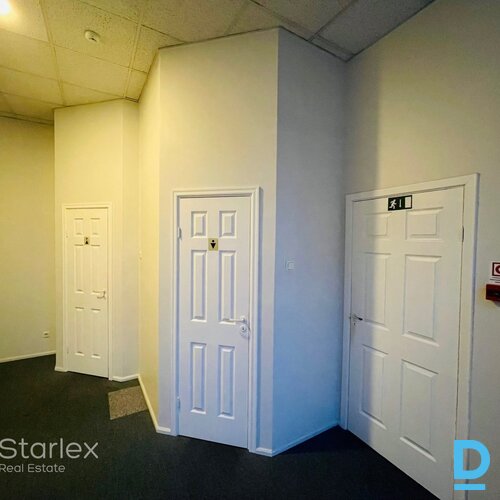 Birojs Rīgas centrā pie Vērmanes parka