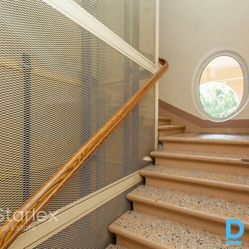 Birojs Rīgas centrā pie Vērmanes parka