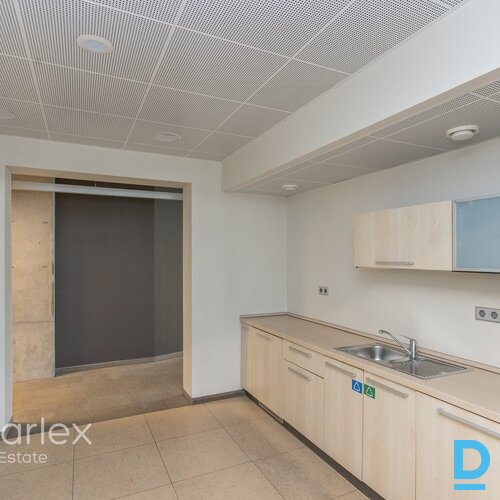 Moderns A klases birojs Skanstes rajonā Moderns A klases birojs Skanstes rajonā