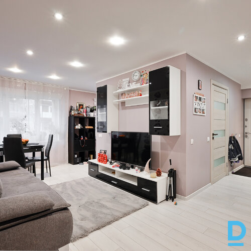 Pārdod dzīvokli Plūdu iela 4