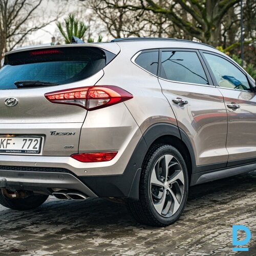 Pārdod Hyundai Tucson 2.0d, 2015
