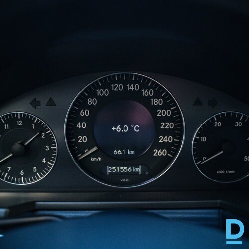 Pārdod Mercedes-Benz E220d, 2003 Pārdod Mercedes-Benz E220d, 2003