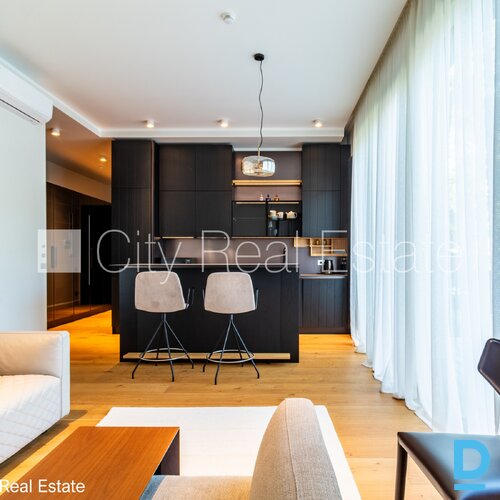 Pārdod dzīvokli Jūrmalā