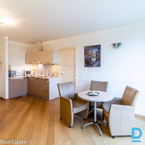 Izīrē dzīvokli Rīgā