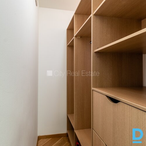 Izīrē dzīvokli Rīgā