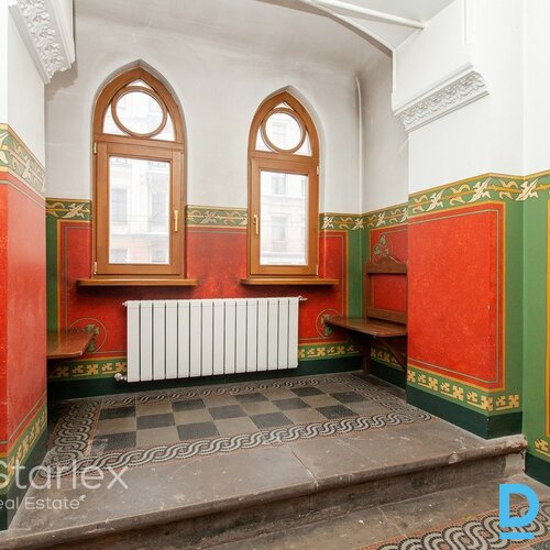 Mūsdienīgs birojs Rīgas klusajā centrā