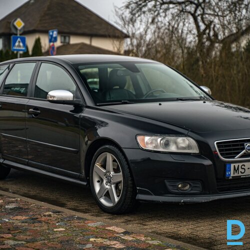 Pārdod Volvo V50 2.0d, R-Design, 2008