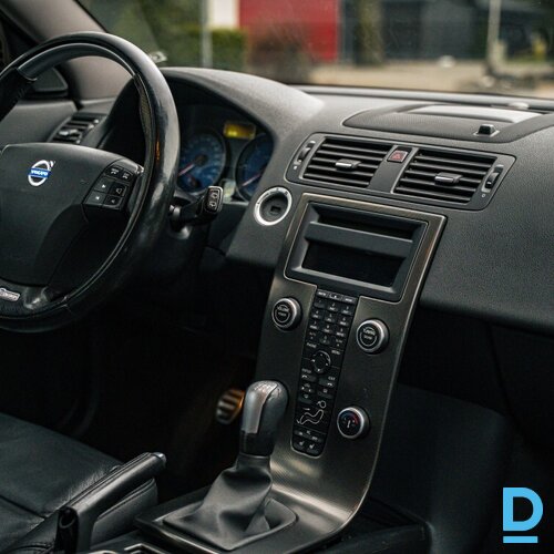 Pārdod Volvo V50 2.0d, R-Design, 2008
