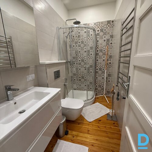 Izīrē dzīvokli Rīga