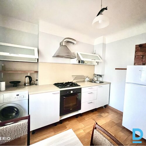 Pārdod dzīvokli Rīga Centrs Brīvības 60 Pārdod dzīvokli Rīga Centrs Brīvības 60