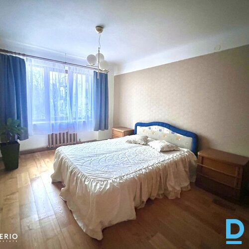 Pārdod dzīvokli Rīga Centrs Brīvības 60 Pārdod dzīvokli Rīga Centrs Brīvības 60