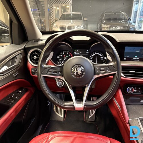 Pārdod Alfa Romeo Stelvio 2.0i Q4, 2018