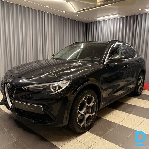 Pārdod Alfa Romeo Stelvio 2.0i Q4, 2018