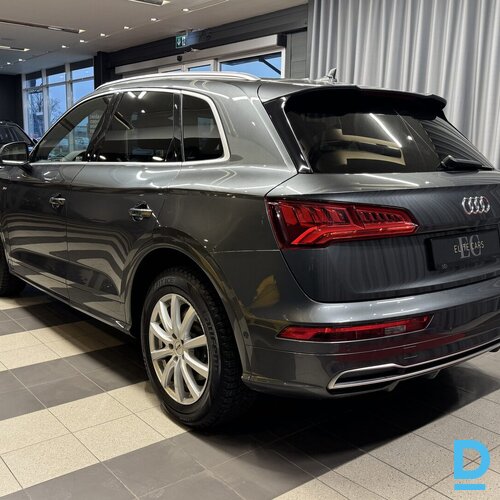 Pārdod Audi Q5 2.0tdi Quattro S-line, 2018