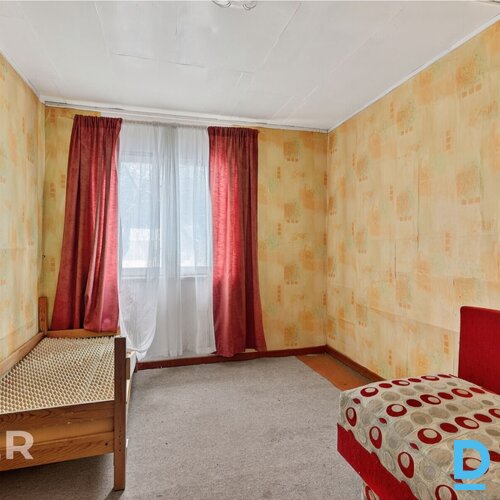 Pārdošanā koka karkasa dārza mājiņa ar 620 m² zemes gabalu Ogrē.Īpašumam ir izve