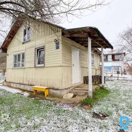 Pārdošanā koka karkasa dārza mājiņa ar 620 m² zemes gabalu Ogrē.Īpašumam ir izve