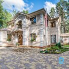 Pārdod māju Jūrmalā