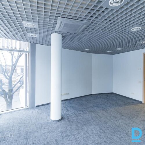 Izīrē biroju Brīvības iela 171