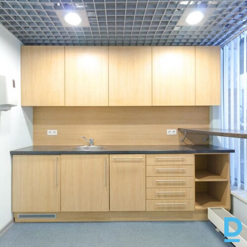 Izīrē biroju Brīvības iela 171