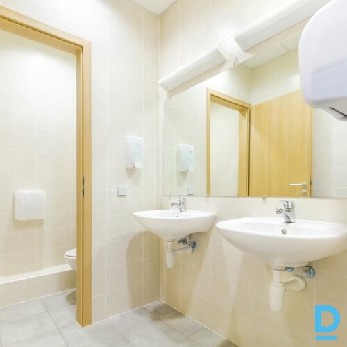 Izīrē biroju Brīvības iela 171