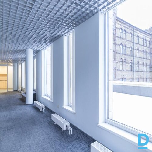 Izīrē biroju Brīvības iela 171