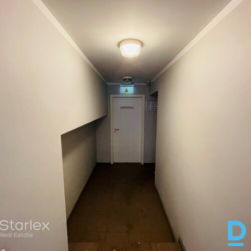 Birojs Rīgas centrā pie Uzņēmu Reģistra