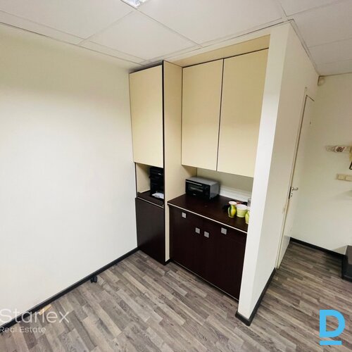 Birojs Rīgas centrā pie Uzņēmu Reģistra