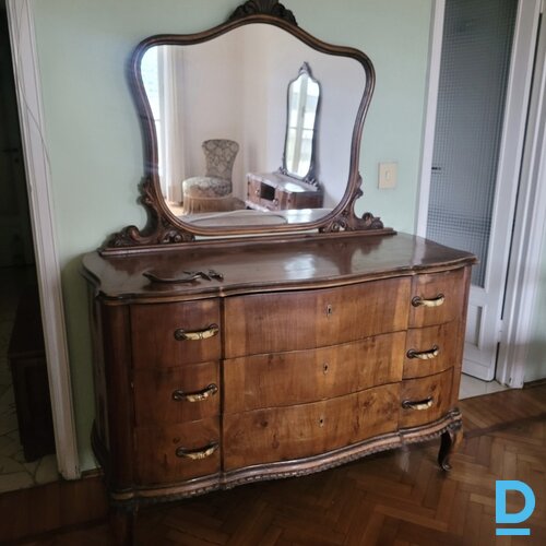 Pārdod Guļamistabas komplekti