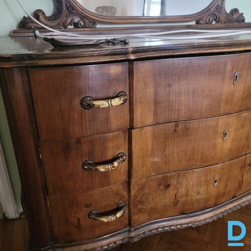 Pārdod Guļamistabas komplekti