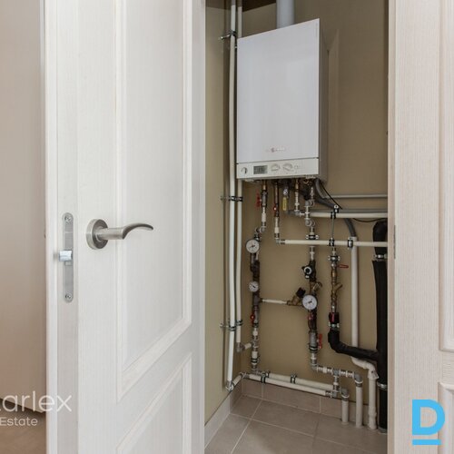 Plašas un funkcionālas mājas ar balkonu, terasi un nojumi mašīnai. Vai meklējat plašas un funkcionālas mājas, kas atbilstu jūsu vajadzībām? Tad “C” un “C+” tipa mājas ir tieši jums! Šīs mājas ir izbūvētas no kvalitatīviem materiāliem un aprīkotas ar visu nepieciešamo komfortablai dzīvei Plašas un funkcionālas mājas ar balkonu, terasi un nojumi mašīnai. Vai meklējat plašas un funkcionālas mājas, kas atbilstu jūsu vajadzībām? Tad “C” un “C+” tipa mājas ir tieši jums! Šīs mājas ir izbūvētas no kvalitatīviem materiāliem un aprīkotas ar visu nepieciešamo komfortablai dzīvei