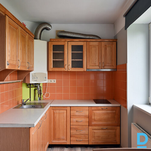 Pārdod dzīvokli Nākotnes iela 1