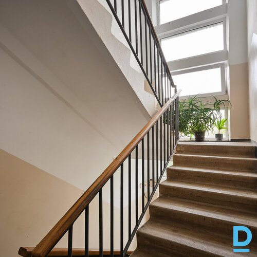 Pārdod dzīvokli Nākotnes iela 1