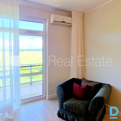 Izīrē dzīvokli Jūrmalā