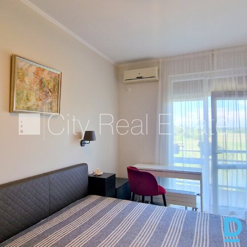 Izīrē dzīvokli Jūrmalā