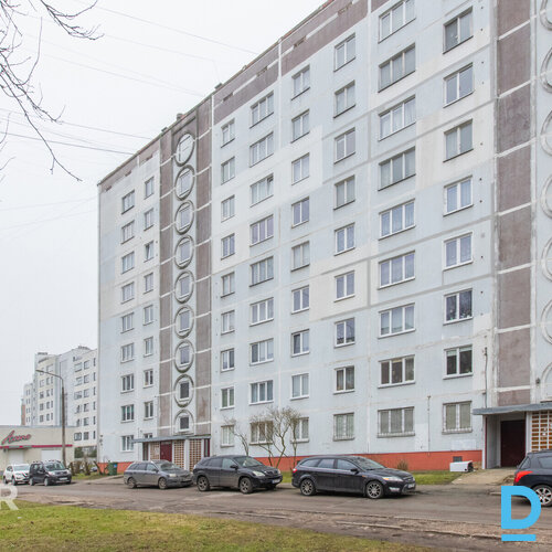 Izīrē gaišu un mājīgu 1 istabas dzīvokli Dzeņu ielā 3, Rīgā. Dzīvoklis atrodas 6