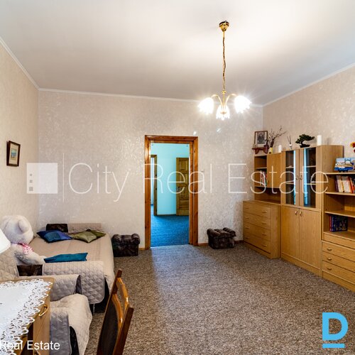 Pārdod māju Jūrmalā Pārdod māju Jūrmalā