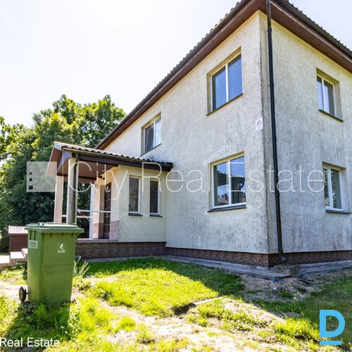 Pārdod māju Jūrmalā Pārdod māju Jūrmalā