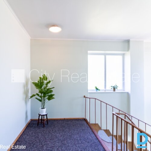 Pārdod māju Jūrmalā Pārdod māju Jūrmalā