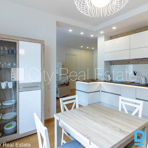 Pārdod dzīvokli Jūrmalā Pārdod dzīvokli Jūrmalā