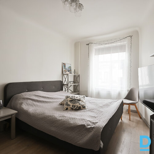 Pārdod dzīvokli Tērbatas iela 59/61